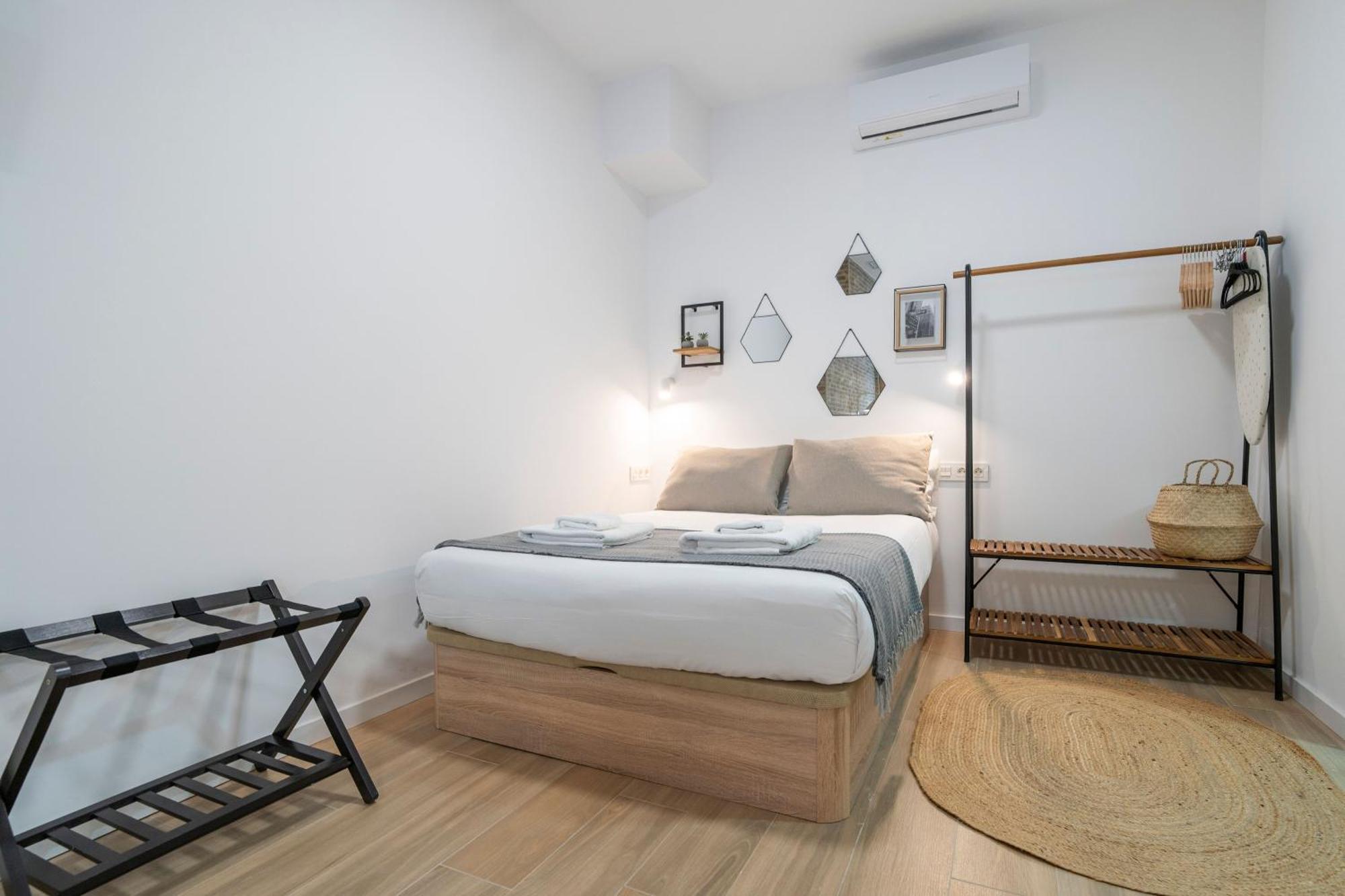 Vlc Host - Ausias March Apartment บาเลนเซีย ภายนอก รูปภาพ